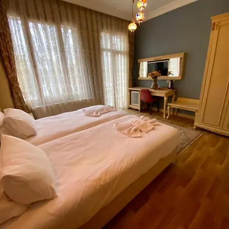 Отель Optimist Стамбул