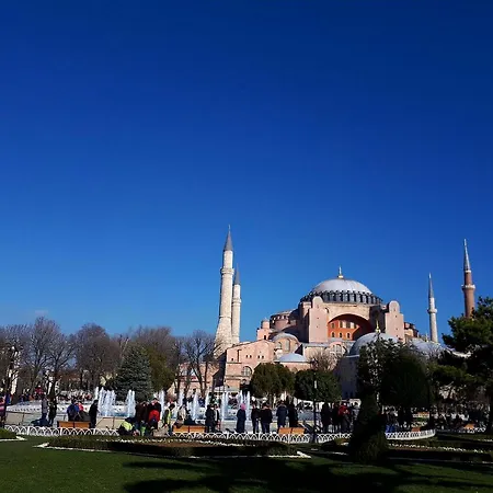 Optimist Estambul