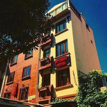 Hotel Optimist 3*