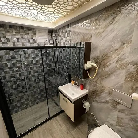 Otel Optimist 3*
