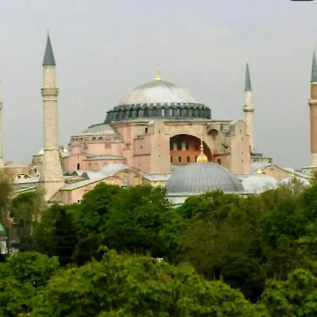 奥普蒂米斯特酒店